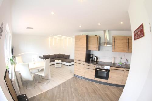 Silberstedt Apartment | Family-Friendly Ferienwohnung MoinMoin 2B - Rated 9/10