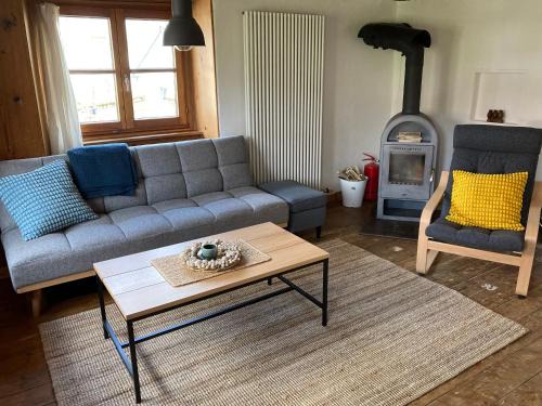 Reiselfingen Apartment | Cozy Ferienwohnung Mondschaukel with Ocean View & Hot Tub