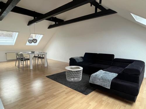 Unterowisheim Apartment | Cozy Ferienwohnung Mooi: Family-Friendly & Highly Rated