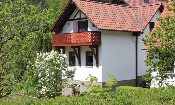 Heles Apartment | Guest Rated 9.4: Family-Friendly Ferienwohnung Nüssleshof
