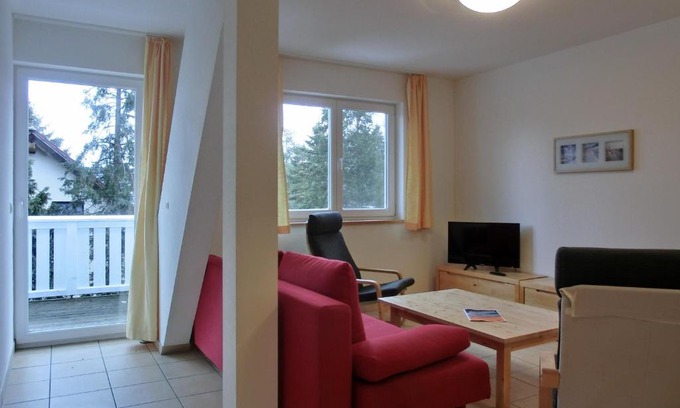 Gelbensande Apartment | Pet-Friendly Retreat at Ferienwohnung NH14 - Great for Families