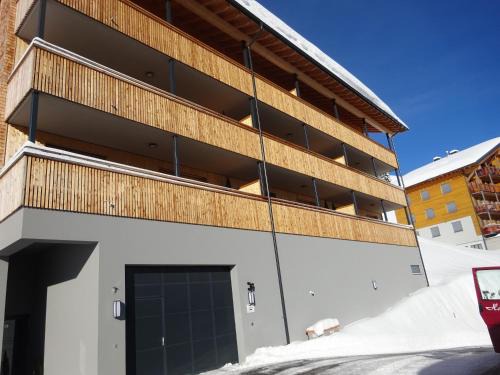 Damuels Apartment | Top-Rated Ferienwohnung Oberdamüls with Hot Tub & Pet Friendly