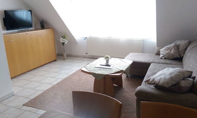 Holtwick Apartment | Cozy Ferienwohnung Olli for 1-4 Guests with Breakfast