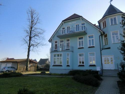 Kuhlungsborn Ost Apartment | Ideal Family Retreat at Ferienwohnung Ostseeglück in Villa Marie