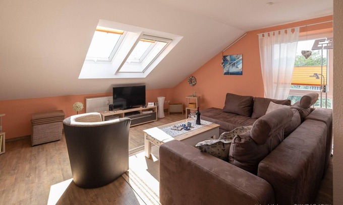 Treia Apartment | Discover Otzens Kleine Dachkammer: Guest Rated 10/10 Stay