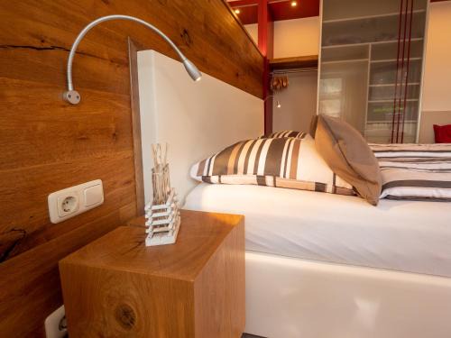 Bad Lippspringe Apartment | Family-Friendly Ferienwohnung Papst with Exceptional Reviews