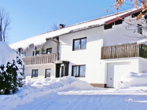 Philippsreut Apartment | Relaxing Ferienwohnung-Pfenniggeiger with Top Amenities