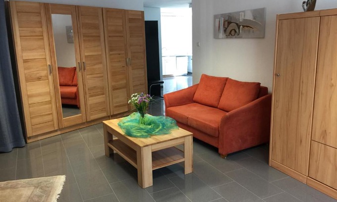 Pfullingen Apartment | Family-Friendly Ferienwohnung in Pfullingen, Reutlingen