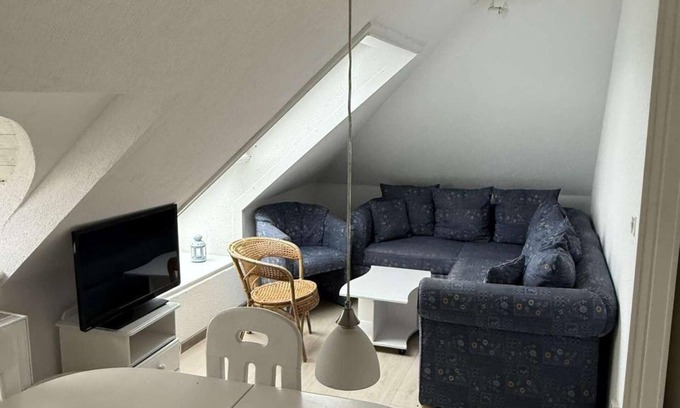 Ploen Apartment | Ferienwohnung Plune - Holiday apartment directly on the Großer Plöner See
