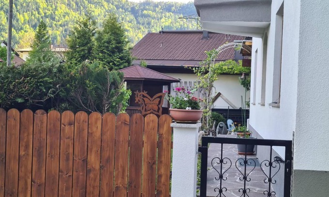 Scharnitz Apartment | Ferienwohnung "porta-claudia" - Haus Monika