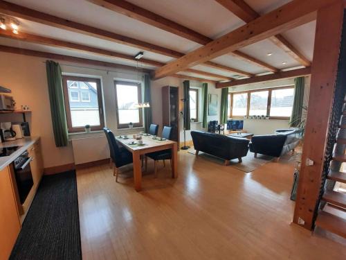 Eslohe Apartment | Family-Friendly Ferienwohnung Quinkert with Stellar Reviews