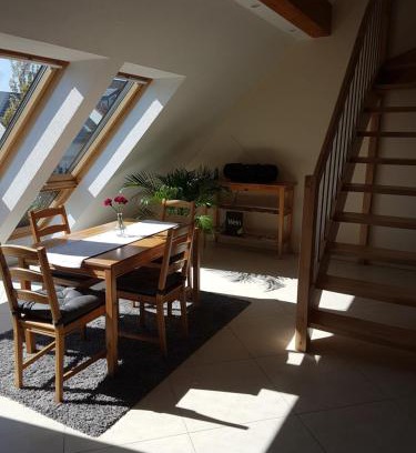 Ruedesheim am Rhein Apartment | Family-Friendly Ferienwohnung Reblaus with Breakfast & Hot Tub