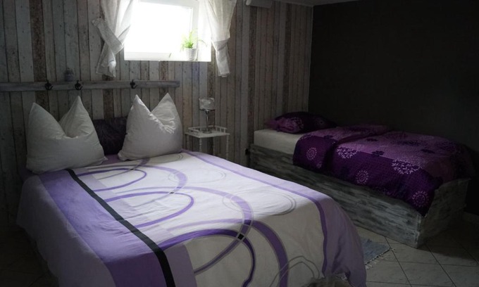 Mellensee Apartment | Oceanfront Retreat at Ferienwohnung Rehagen Süd - 9/10 Rated