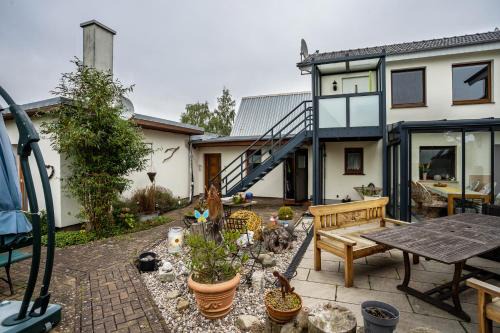 Franken Siedlung Apartment | Pet-Friendly Ferienwohnung Relax for Family Getaways