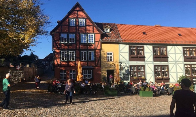 Wernigerode Old Town Apartment | Welcoming Apartment Remise, Wernigerode - Pet Friendly Stay