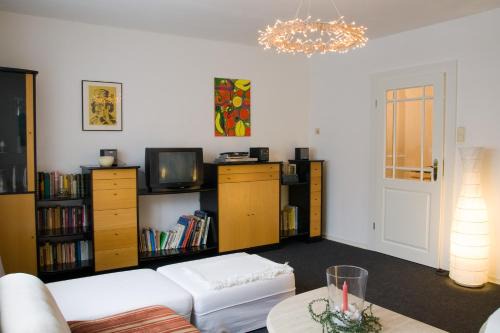Rheda Apartment | Oceanfront Getaway in Rheda-Wiedenbrück - Rated 9/10