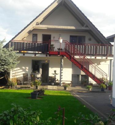 Luckau Apartment | Highly Rated Ferienwohnung Richter - Family-Friendly Retreat