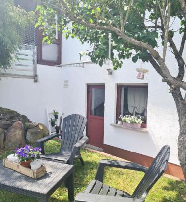 Niederwald Apartment | Ferienwohnung Rote Tür - Landleben pur!