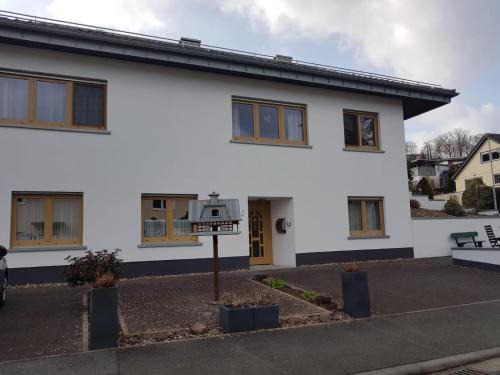 Hahnstatten Apartment | Family-Friendly Ferienwohnung SARAH with High Guest Ratings