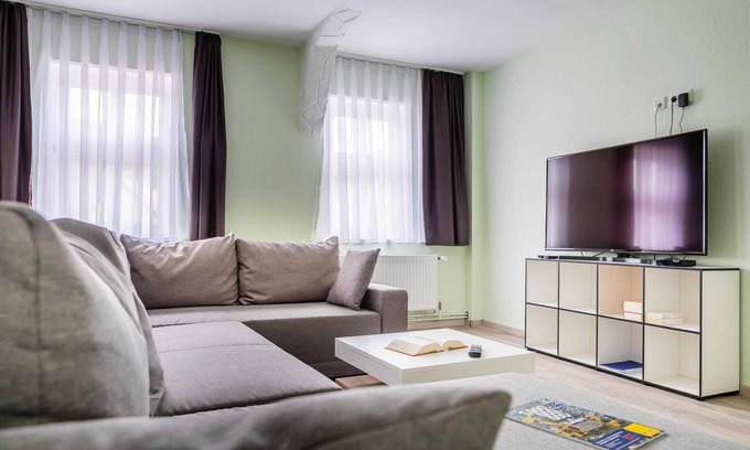 Wernigerode Old Town Apartment | Cozy Apartment Schlossblick in Wernigerode with Kitchen