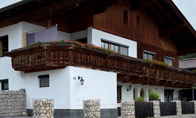 Ellmau Apartment | Family-Friendly Retreat at Ferienwohnung Schmiedhofer