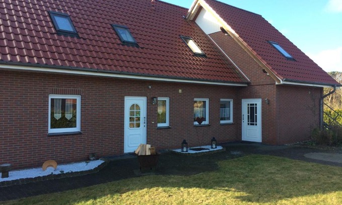 Sudlohn Apartment | Cozy Ferienwohnung Schmugglerpatt: Pet Friendly & Accessible