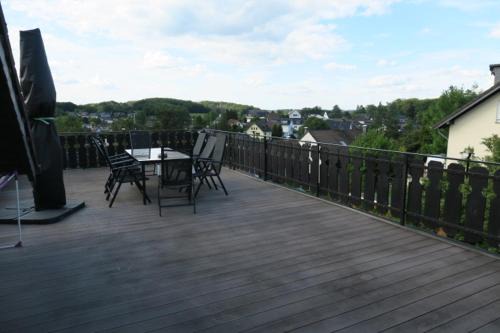Kuerten Apartment | Oceanfront Family Getaway at Ferienwohnung Schneider-Peters