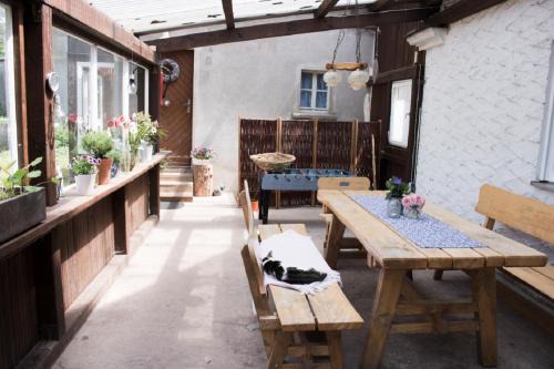 Leutershausen Apartment | Family-Friendly Retreat at Ferienwohnung Schwabenhof