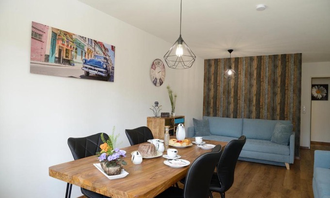 Frickenfelden Apartment | Seaside Comfort at Ferienwohnung Seenah - Rated 8.6/10