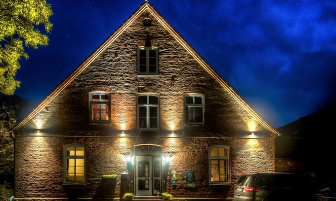 Hedwigenkoog Apartment | Oceanfront Retreat: Ferienwohnung Seepferdchen Awaits You