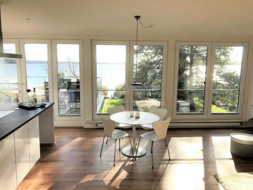 Gross Wittensee Apartment | Oceanfront Escape at Ferienwohnung Seepanorama