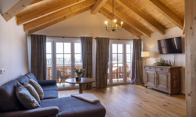 Wackersberg Apartment | Discover Ferienwohnung Singer "morgensonne" – Guest Rated 10/10