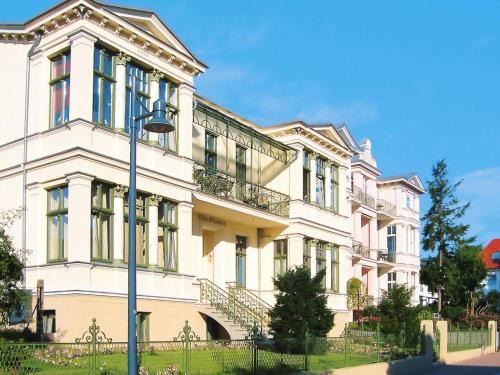 Ahlbeck Apartment | Child-Friendly Apartment with Sun Terrace in Ahlbeck