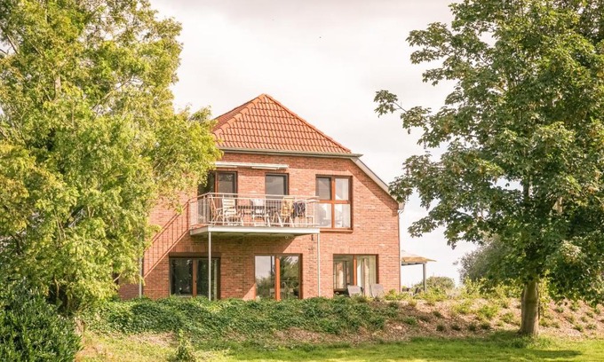 Schwanewede Apartment | Guest Rated 10/10: Ferienwohnung Sonnenuntergangsidyll