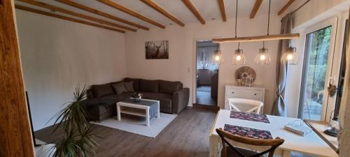 Schollbrunn Apartment | Pet and Child Friendly Stay at Ferienwohnung Spessartbude