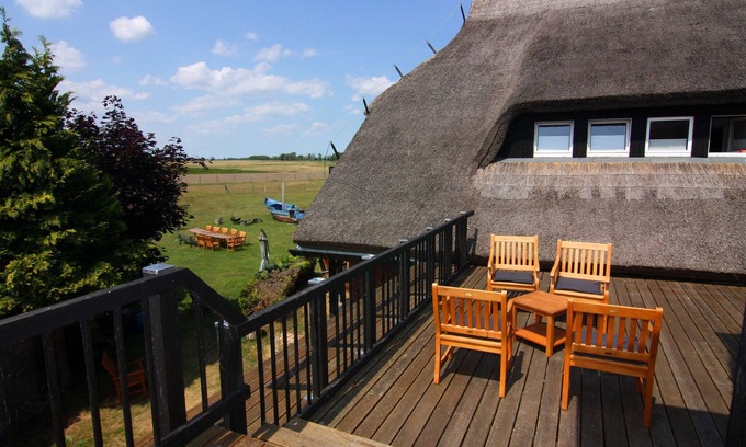 Monkebude Apartment | Relax at Ferienwohnung Strandanker with Oceanfront Views