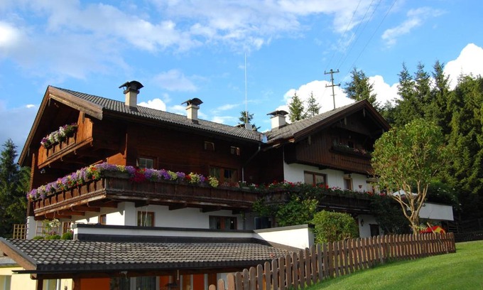 Achenkirch Apartment | Kid-Friendly Getaway at Ferienwohnung Stubenböck, Rated 9/10