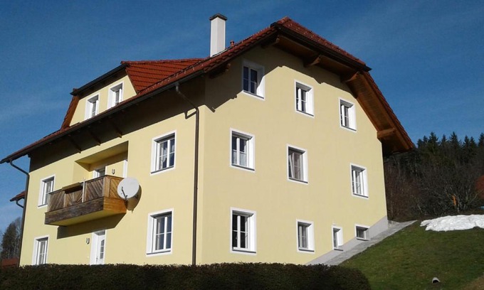 Ulrichsberg House | Cozy Ferienwohnung Susanne - Child Friendly & 9.6 Rated
