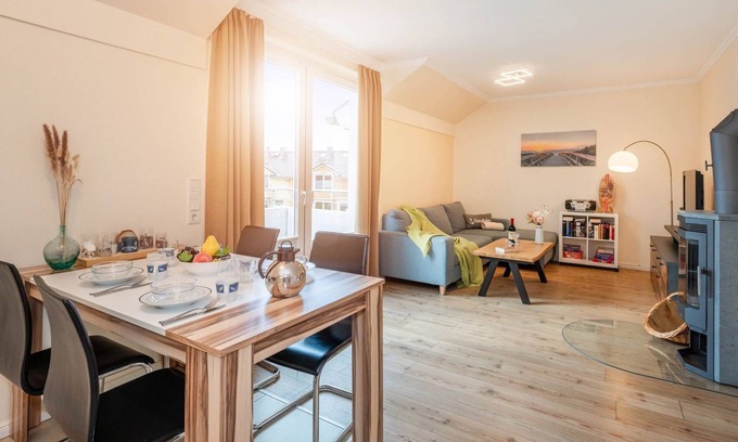Ueckeritz Apartment | Beachside Apartment Sylva with Balcony & Family-Friendly Features