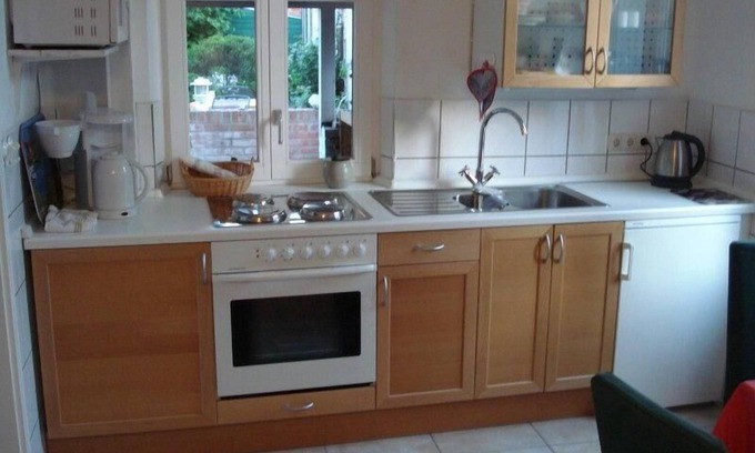 Schlutup Apartment | Ocean View Retreat: Ferienwohnung Ulinde with Breakfast