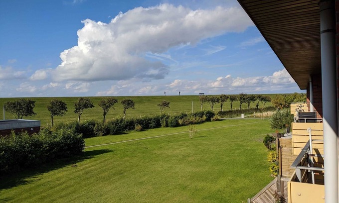 Friedrichskoog-Spitze Apartment | Oceanfront Ferienwohnung Wattkieker - Guest Rated 10/10