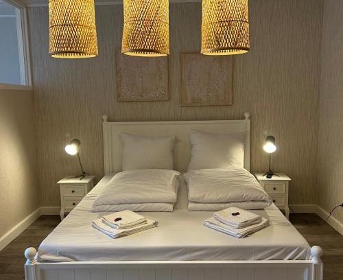 Hamburg-Barmbek Apartment | Elegant Ferienwohnung Watzmann-Stüberl with Family Amenities