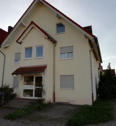Ulla Apartment | Budget-Friendly Ferienwohnung Weimar - Perfect for Families