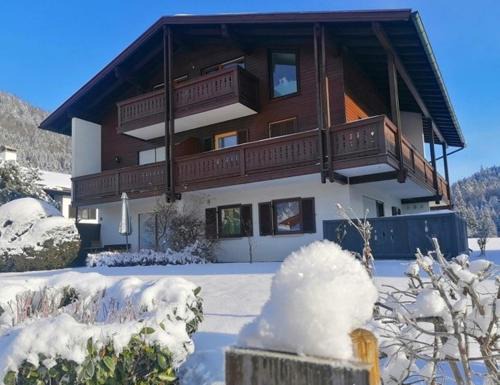Entfelden Apartment | Family-Friendly Ferienwohnung Weitblick with Top Reviews