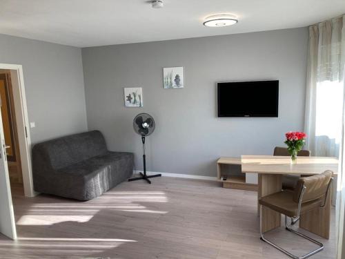 Augsburg-Goggingen Apartment | Family-Friendly Ferienwohnung Winkler with Great Guest Ratings