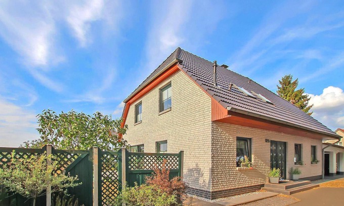 Helpt Apartment | Pet-Friendly 2 Bedroom Stay in Woldegk with Spa Access