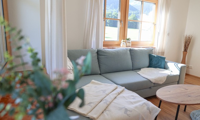 Oberau Apartment | Cozy Ferienwohnung Zinken with Balcony for 2 Guests