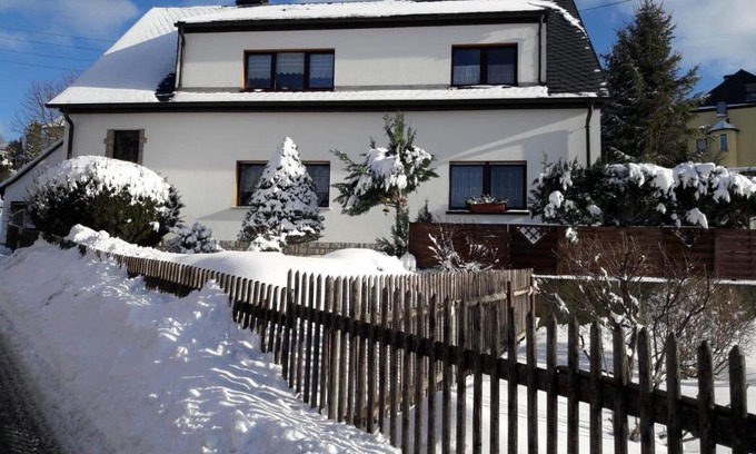Zschorlau Apartment | Top-Rated Family Retreat in Zschorlau, Erzgebirge