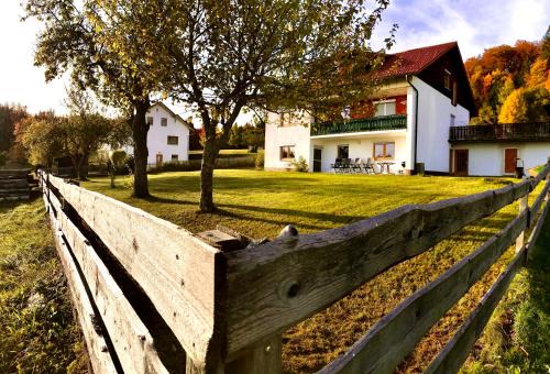 Sankt Oswald-Riedlhuette Apartment | Discover Family-Friendly Comfort at Zum Hirschblick Guglöd