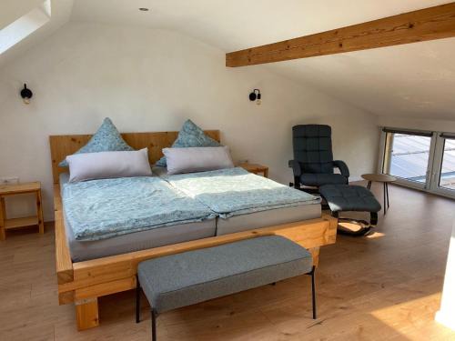 Brauneberg Apartment | Family-Friendly Retreat at Ferienwohnung zum Mandelgraben